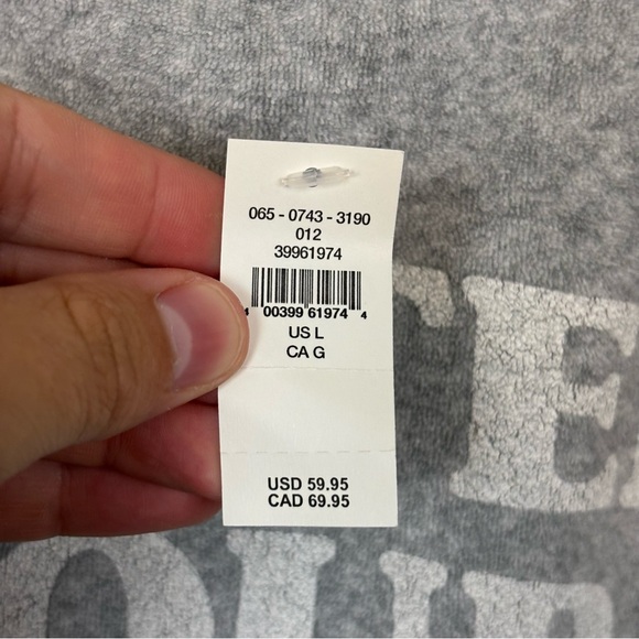 Aerie The Chill Crew neck Graphic Sweatshirt Large NWT 2006 Winter Tour - Picture 8 of 13